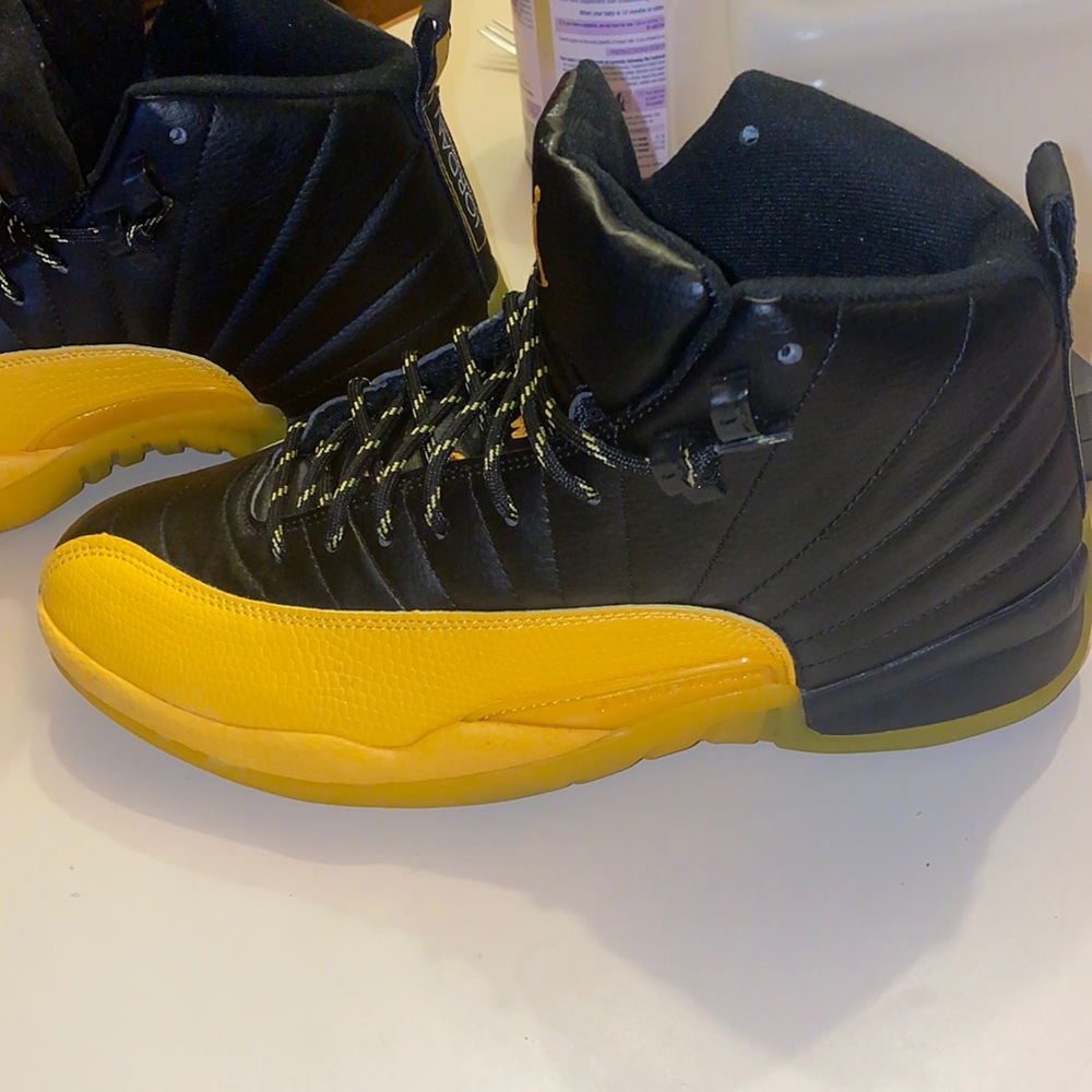 University retro 12s